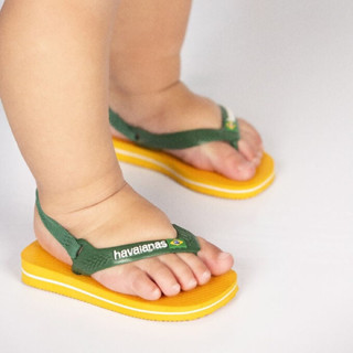 Chinelo Havaianas Baby Disney Classics Mickey Azul Pumba Rei Leão Verde Criança Infantil Bebe com Elástico Original 2023