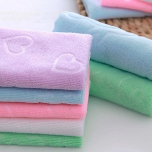 Conjunto 5 Unidades de Panos 31cm para Limpeza Multiuso Coloridos em Microfibra Macias Estampadas em Oferta na Shopee