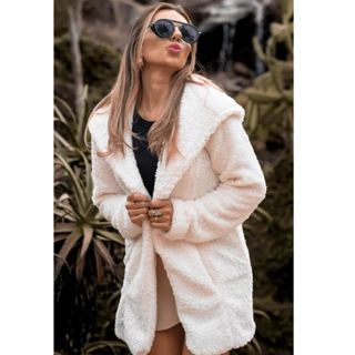 Casaco Teddy Max Touca Feminino c/ Forro para Frio na Sherpa de Carneiro e Carapinha - Várias Cores Bolso Embutido