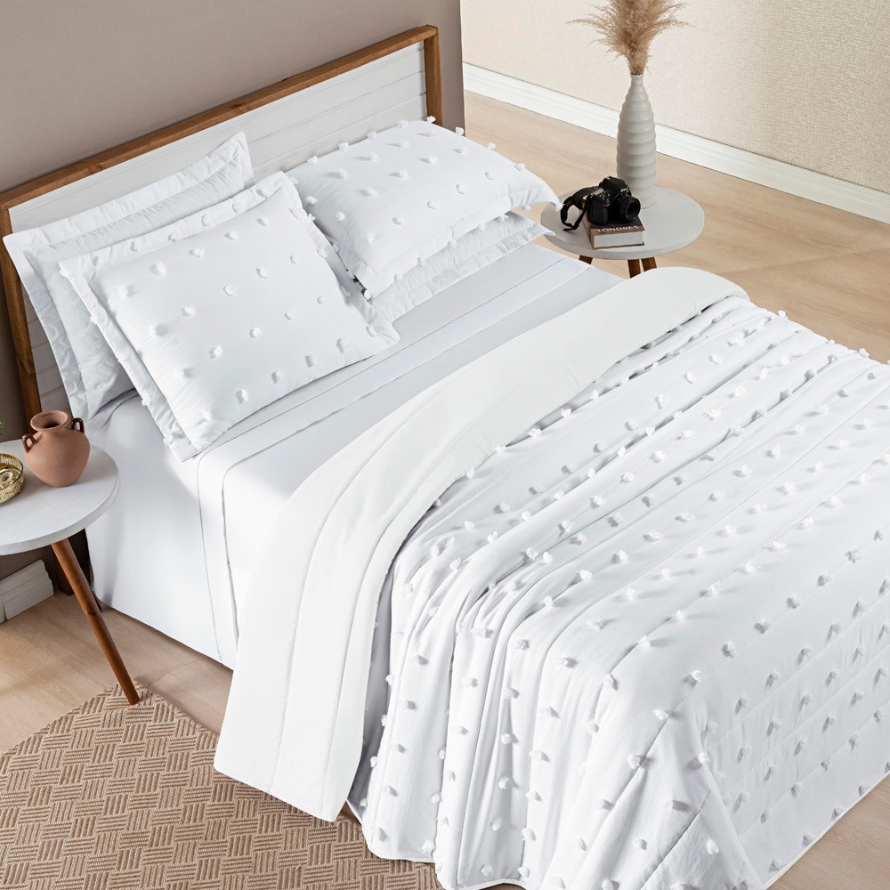 Cobre Leito 3 Peças QUEEN 300 Fios Percal Dupla Face Detalhes em 3D Pompom - Poppy | Aveline