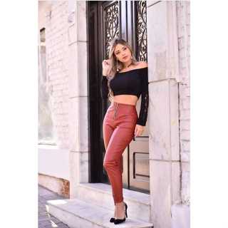 Calça Feminina Couro Skinny com Zíper na Frente - Cintura Alta Modeladora
