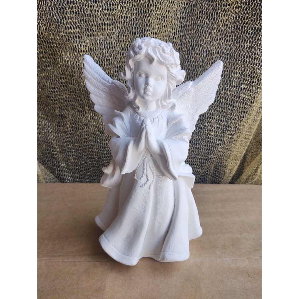 01- Anjo 23 cm , 01 - Anjo 18 cm , 01 - Anjo 15 cm batizado, 01 - Anho duas mão entre as pernas