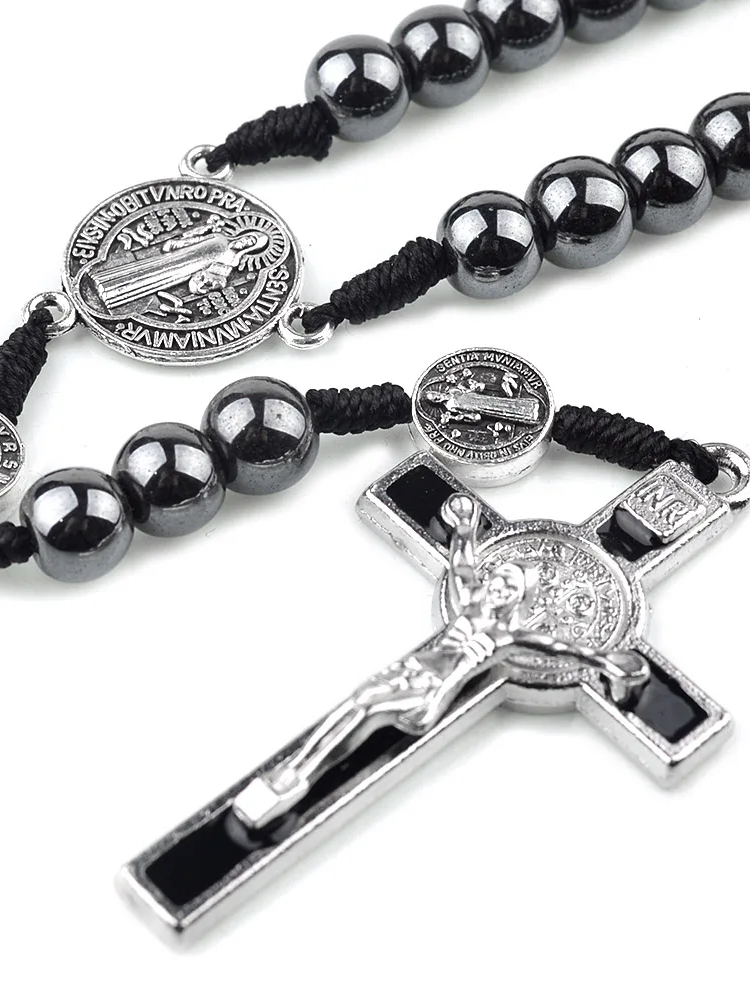Terço de Pescoço Medalha de São Bento Nossa Senhora Aparecida Pedra de Hematita e Crucifixo Promoção