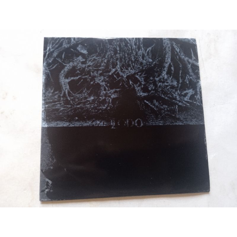 CDr original bemonio - lodo, midia perfeita capa con leve desgaste, doom metal drone