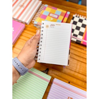Mini Agenda Personalizada 2024 - Tamanho A6 Vertical.