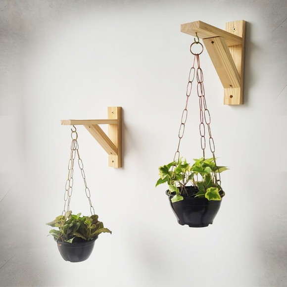 KIT (2 UNIDADES) Suporte Mão Francesa para Plantas e flores de Madeira Laminada de Pinus