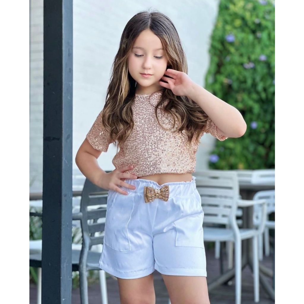 Conjunto de Grife Estiloso Moda Gringa Blogueira Infanto-Juvenil Para Meninas Blusa+ Shorts Fashion