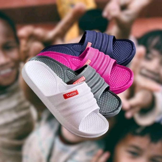 Chinelo Sandália Massageador Infantil Juvenil 31 ao 34 Nuvem Slide Yvte Super Leve e Confortável