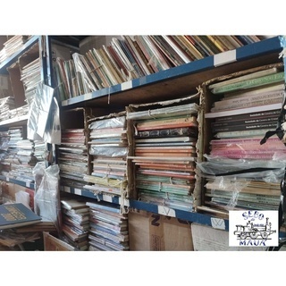 1 Kg Quilo Kilo de Livros Usados Barato Autores e Temas Variados