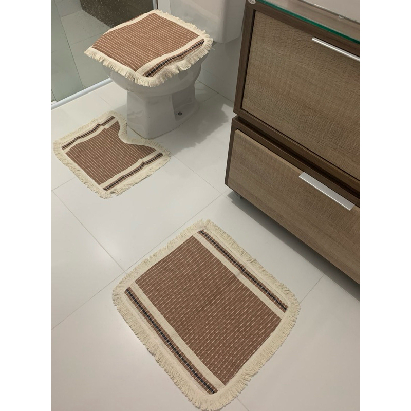 Jogo de banheiro 03 peças algodão. Fácil de limpar.