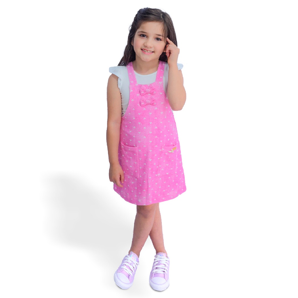Conjunto Jardineira Moletinho vestido com blusinha de cotton stresh coração