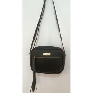 Bolsa quadrada com zíper na frente com alça transversal de regulagem