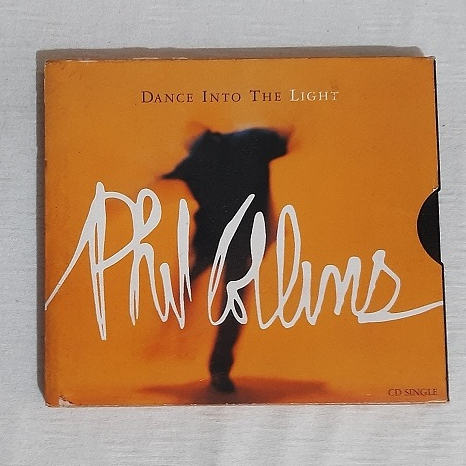 CD SINGLE PHIL COLLINS - DANCE INTO THE LIGHT - EM ÓTIMO ESTADO