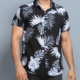 camisa florido é liza com botão manga curta