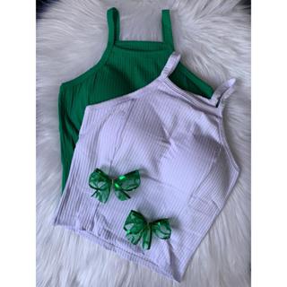 Cropped com bojo estilo regatinha de alça fina blusinha feminina canelada