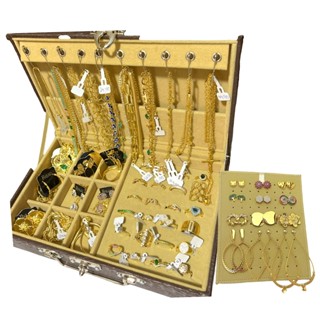 KIT SEMI JOIAS FOLHEADAS PARA REVENDA COM 50 PEÇAS DOURADAS E PRATEADAS + MOSTRUÁRIO