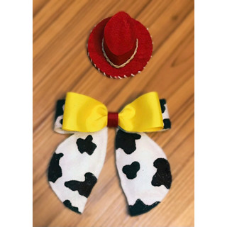 Gargantilha + chapéu com elastico de pescoço Jessie Toy store para cachorro e gato