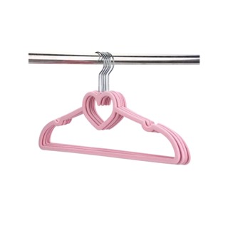 30 Cabides Veludo Infantil Coração / Criança / Guarda-Roupa / Personal Organaizer / Organização / Roupa / Criança / Fofo / Útil