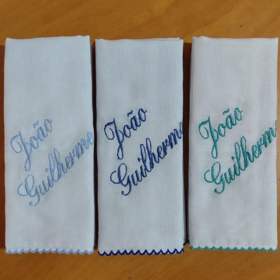 Kit 3 Fraldas de Boca de Luxo com Bico de Picueta – Personalizadas com Nome do Bebê em Oferta na Shopee