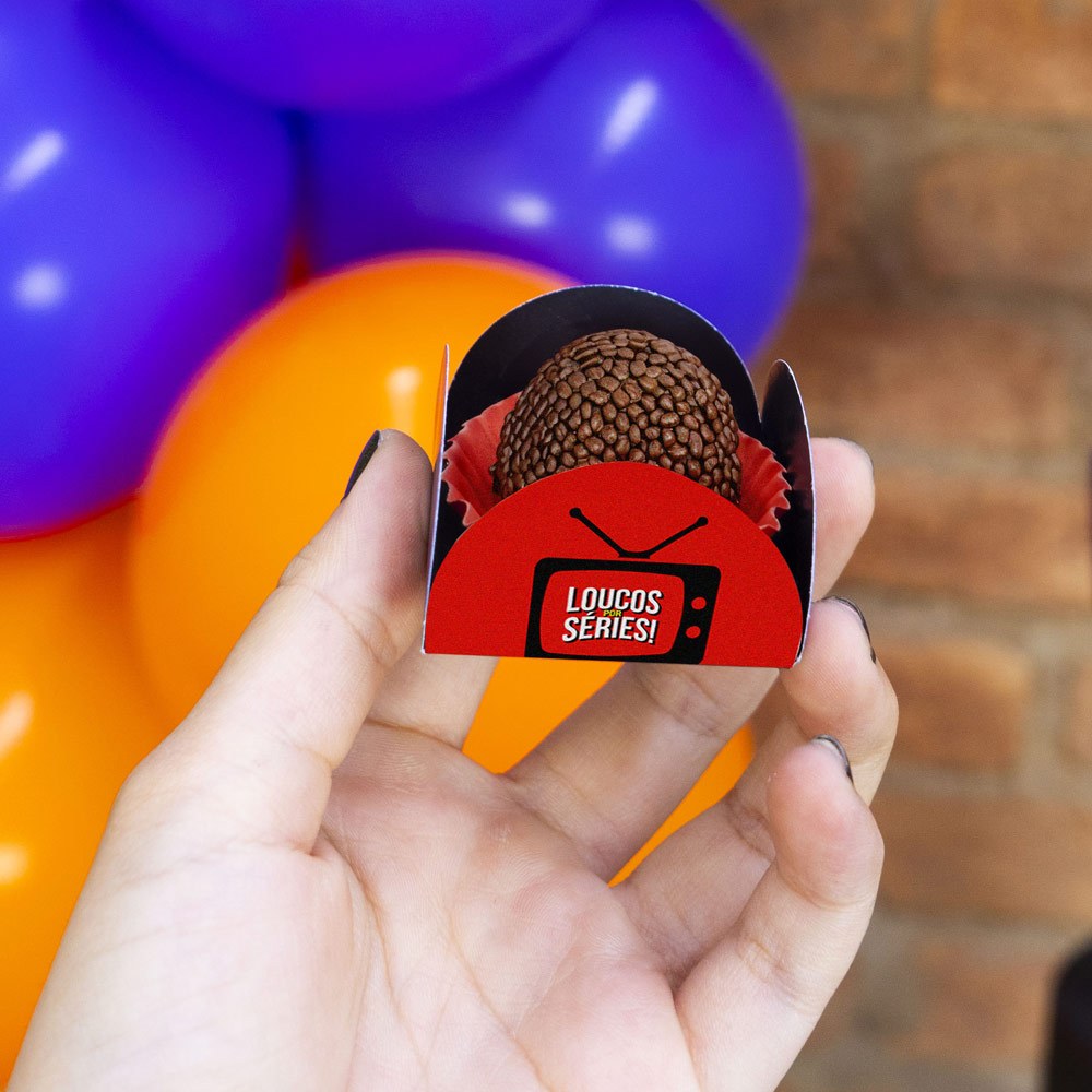 Porta Forminha para Brigadeiro Doces Netflix Decoração Netflix Festa Filme Bello Festas c/40 un