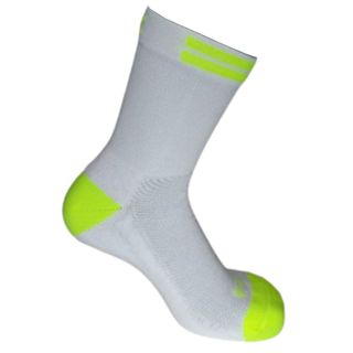 Meia de Ciclismo Cano Médio Curto BK Branco com Amarelo Neon em Oferta na Shopee
