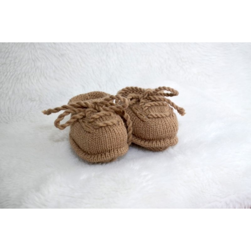 Sapatinho de tricô de cadarço em Oferta na Shopee