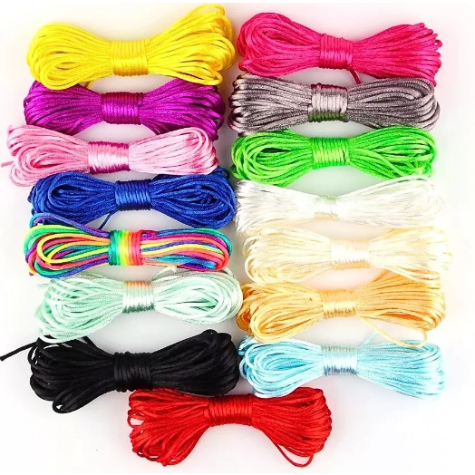 Kit Fio de Cetim 1.0mm - 10 Cores Variadas para Artesanato e Criação de Acessórios! em Oferta na Shopee