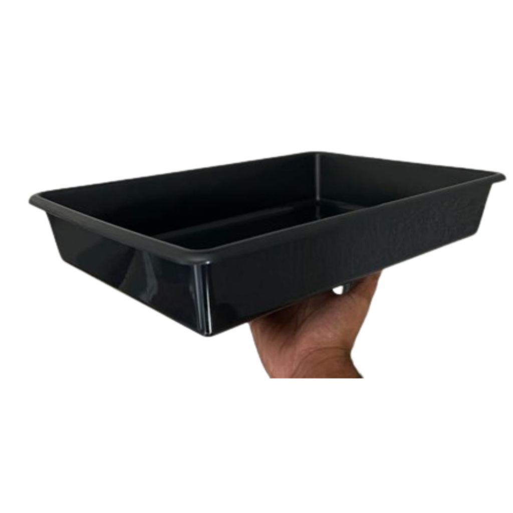 Bandeja plástica retangular branca ou preto - 44x30x7,5cm - Plasconex