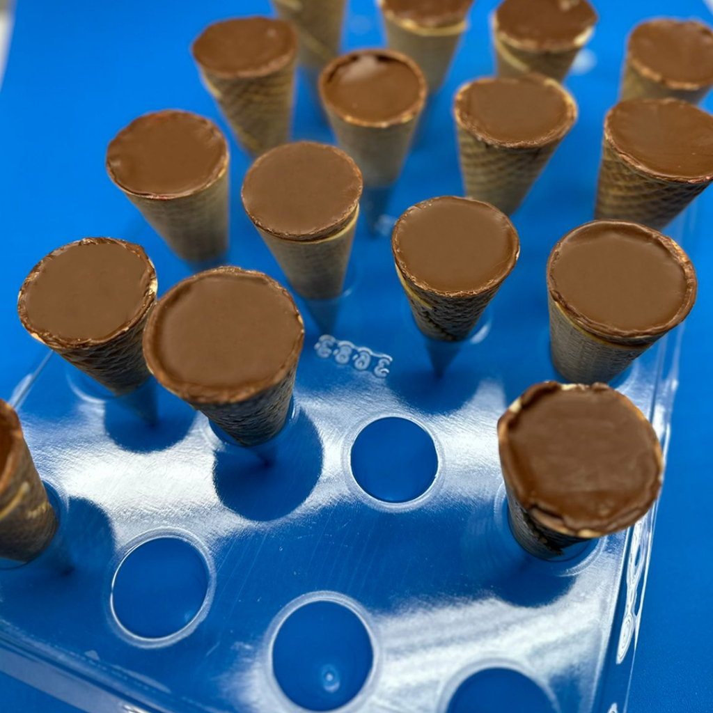 Forma Suporte para Cone BWB - 3683 Cone Médio - 20 Cavidades