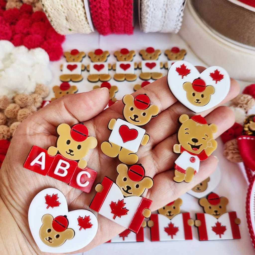Apliques em acrílico Maple Bear pacote com 5 peças em Oferta na Shopee