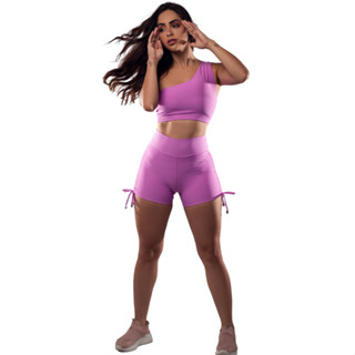 Conjunto Feminino Fitness Top Ombro Short Meia Coxa com Detalhe Lateral Valoriza o Corpo Pano Sem Transparência