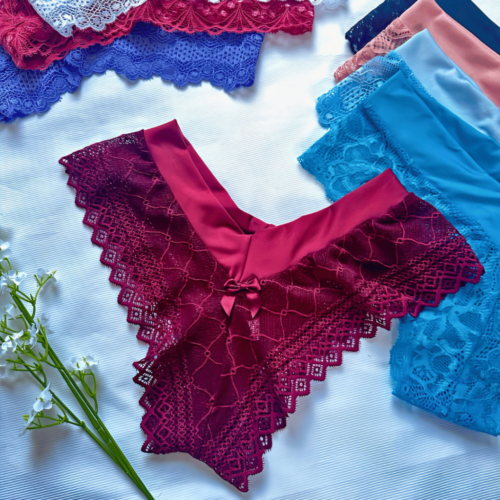 Kit com 4 Calcinhas Tangas em Renda e Microfibra Luxo Trabalhada