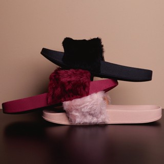 Chinelo Feminino Slide Pelinhos Pelúcia Confortável Super Leve e Confortável
