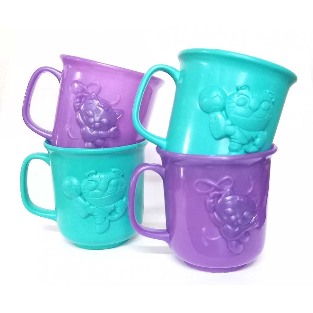 kit 2 caneca infantil plástica  310ml  com desenhos 3d de personagem animado