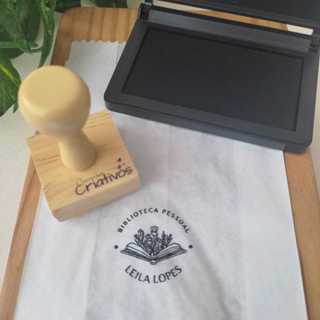 CARIMBO BIBLIOTECA PESSOAL (LIVROS) COM ALMOFADA DE TINTA em Oferta na Shopee