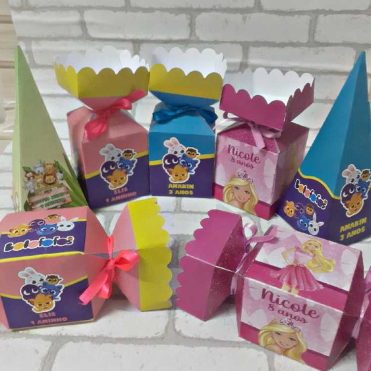 kit com 15 Caixa Bala, Pirâmide, Caixa meia Bala Lembrancinha Personalizada Festa Infantil
