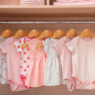 Kit 10 Cabides de Madeira Marfim Com Verniz Modelo Infantil Topen Home em Oferta na Shopee