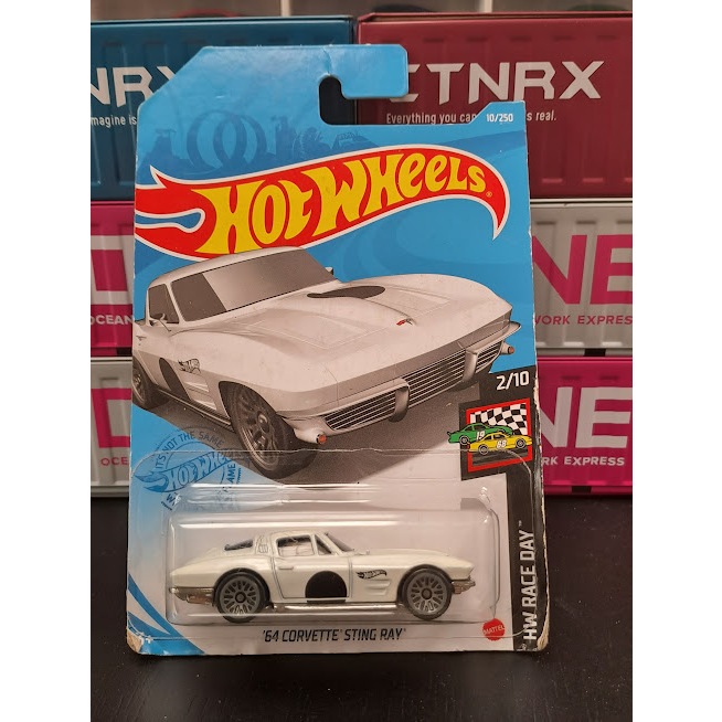Hot Wheels 64 Corvette Sting Ray Branco