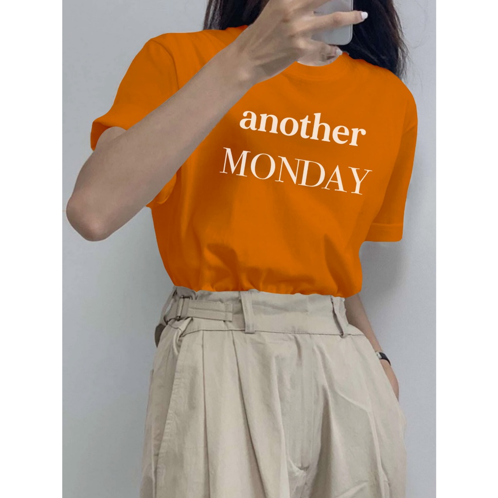 Camiseta Feminina Oversized Colorida Laranja Estampa Another Monday Old School Ombro Caido Aestheti
