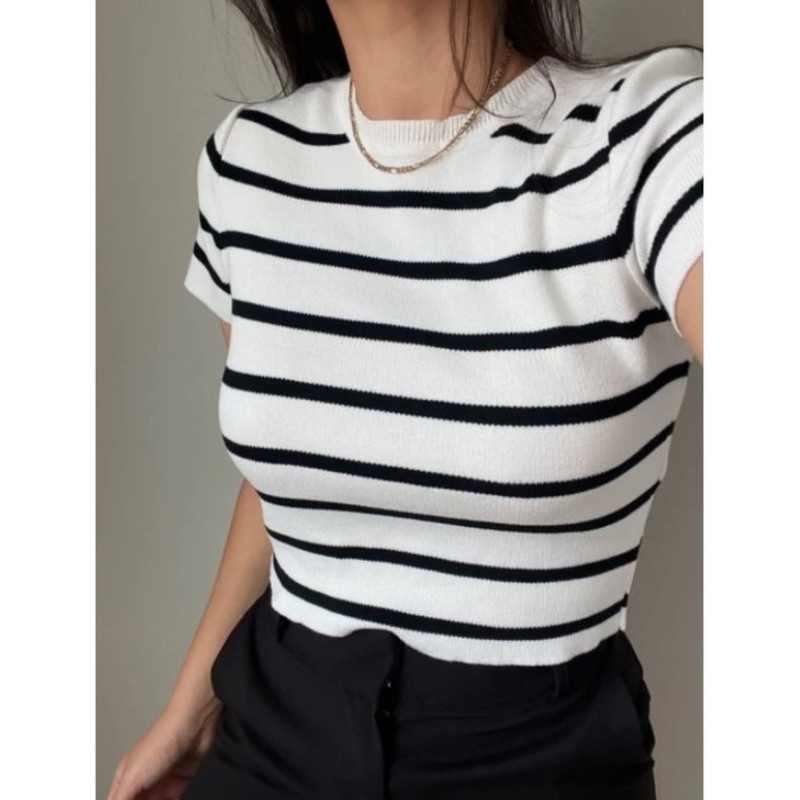 Blusa Feminina Old Money Tricô Manga Curta Elastano