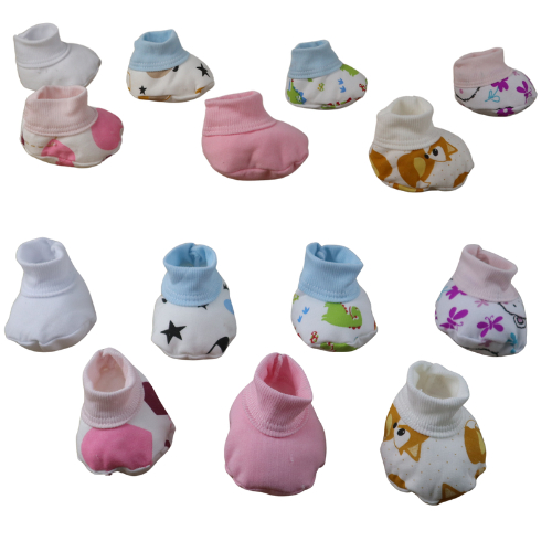 Sapatinho Moletom Bebê Recém Nascido Kit com 3 pares Liso e Estampado