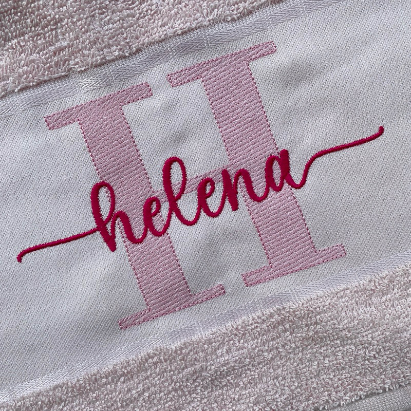 toalha bordada personalizada com nome de boca bebê infantil em Oferta na Shopee