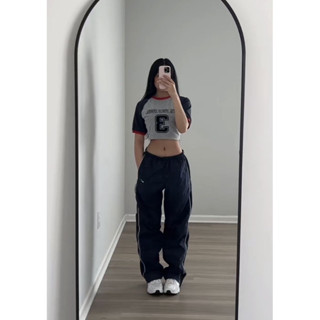 Calça Tactel Básica Simples Reta Com Ajuste de Cordão Larga Reforçada Street Tripla Costura 3 Bolsos Unissex