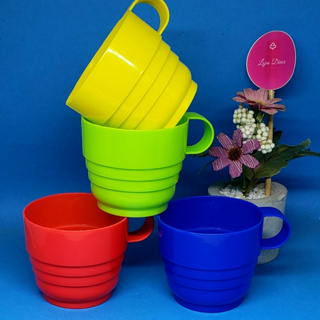 Kit Canecas Coloridas Plástica Verão Tropical 4 Unidades em Oferta na Shopee