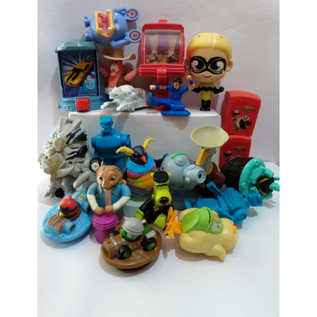 LEIA ANÚNCIO - Bonecos coleção Burger King Miraculous peter rabbit Pokémon Bob Esponja Scooby Doo Angry birds