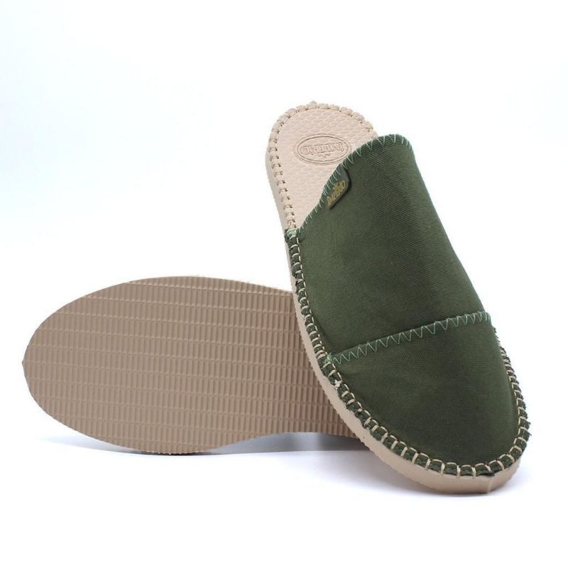 Mule Espadrille Pronto para Uso: Ideal para quem busca rapidez, sendo fácil de calçar e tirar em segundos em Oferta na Shopee