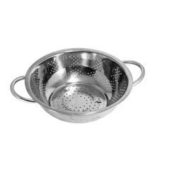 Escorredor De Massas 24Cm Ou 28Cm De Inox Para Alimentos De Cozinha Prático E Fácil De Se Usar