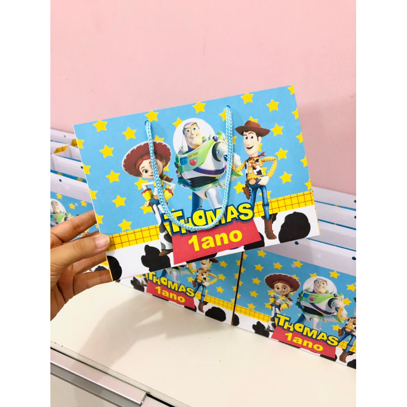 50 Sacolinha de Papel Personalizada (QUALQUER TEMA) PAPELARIA PERSONALIZADA / LEMBRANCINHAS DE ANIVERSÁRIO