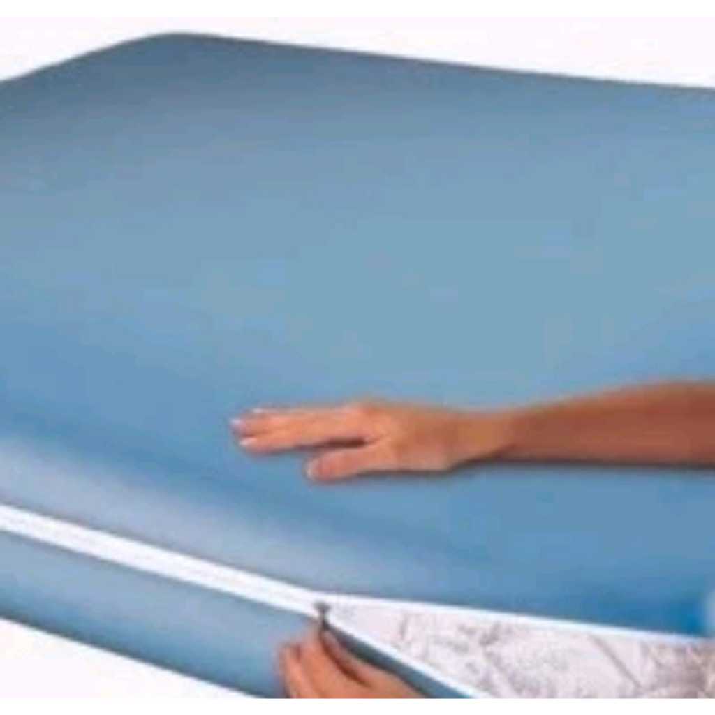 Capa Para Colchão de Solteiro com Zipper 100% Poliéster - Cor Azul em Oferta na Shopee