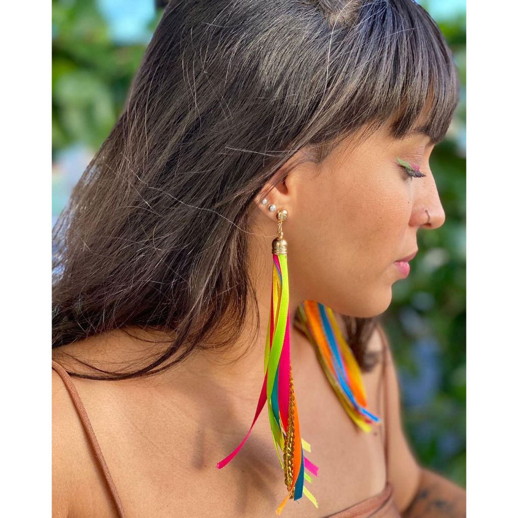 Brinco De Fitas E Paêtes Coloridos Festas Carnaval Brilho